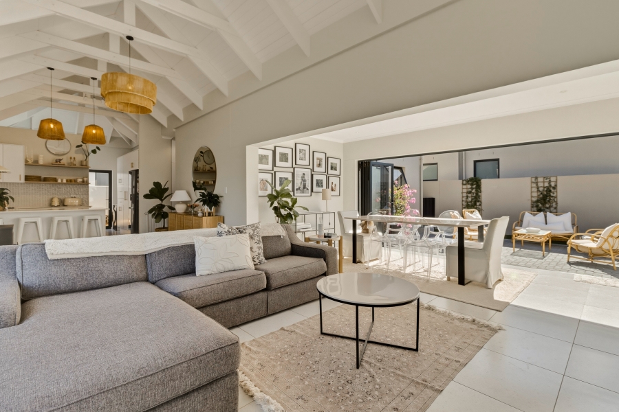 3 Bedroom Property for Sale in Aan de Wijnlanden Western Cape